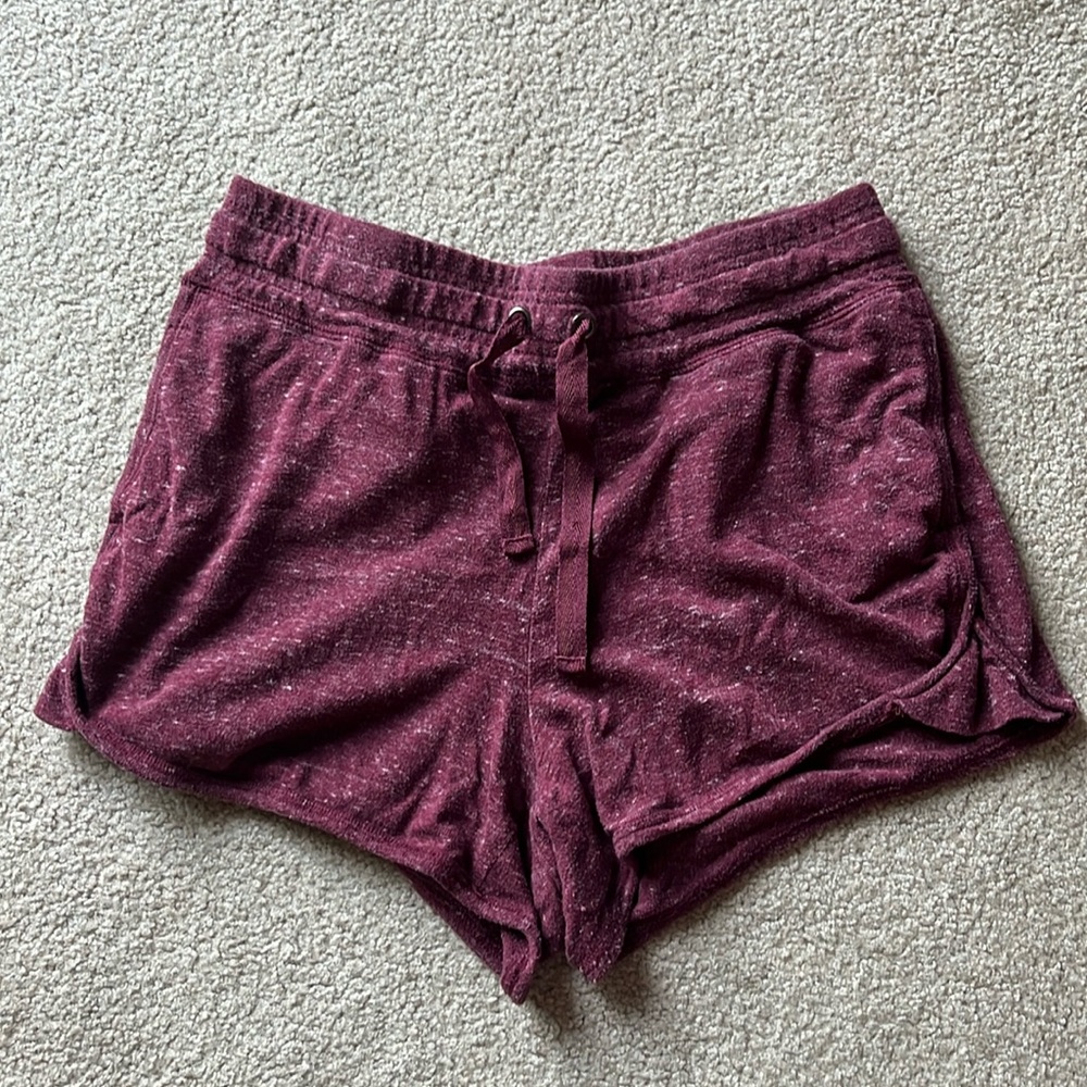 Comfy maroon shorts